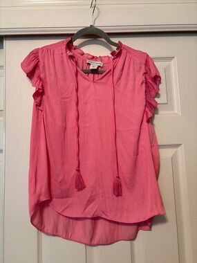 cupcakes & cashmere Pink Tassel Ruffle Sleeve Blouse